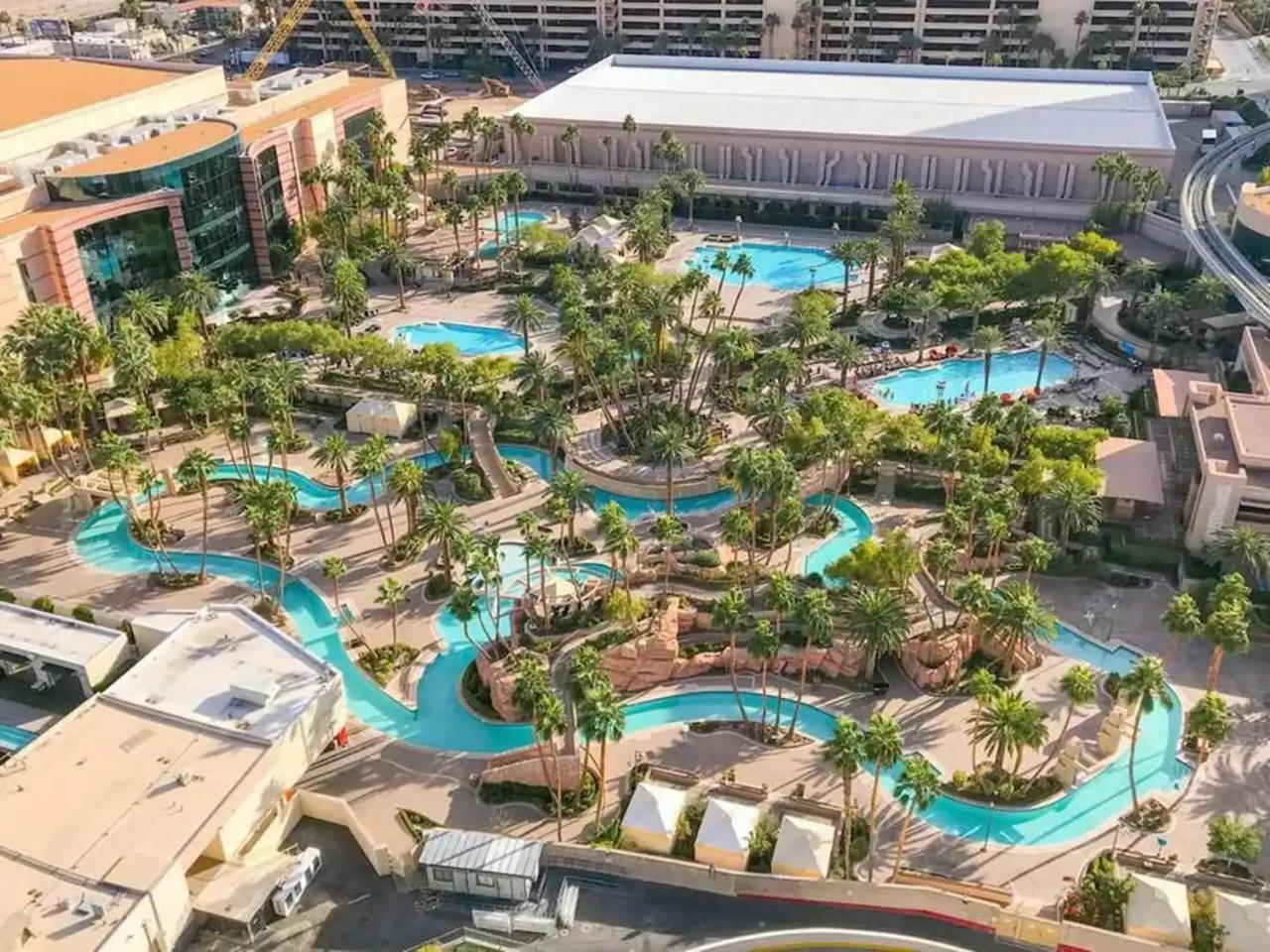 لاس فيغاس Lady Luck'S Vista - Private Balcony - Full Kitchen - Two Full Baths - Jetted Tub - Full Mgm Grand Resort Access W No Resort Fee At Mgm Signature المظهر الخارجي الصورة
