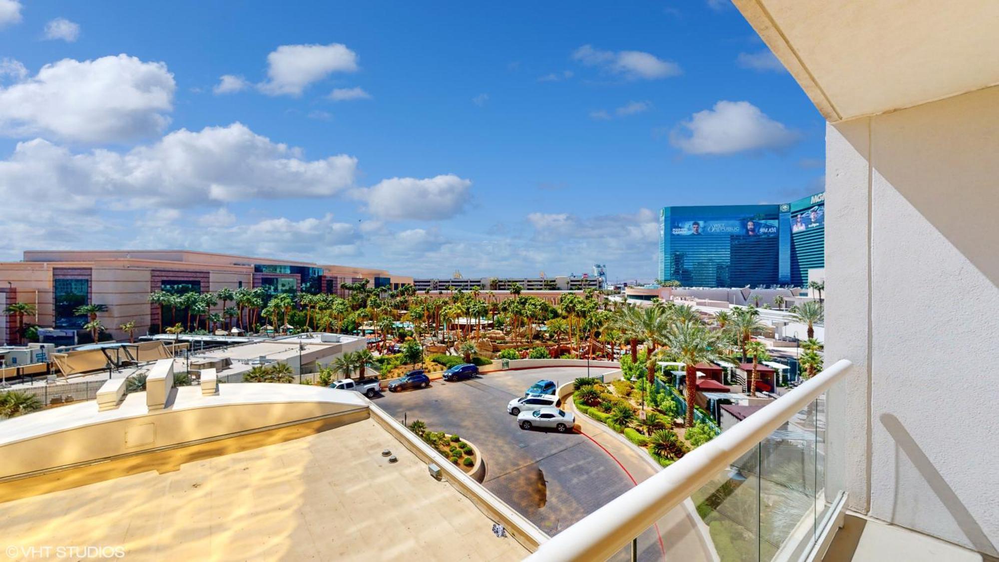 لاس فيغاس Lady Luck'S Vista - Private Balcony - Full Kitchen - Two Full Baths - Jetted Tub - Full Mgm Grand Resort Access W No Resort Fee At Mgm Signature المظهر الخارجي الصورة